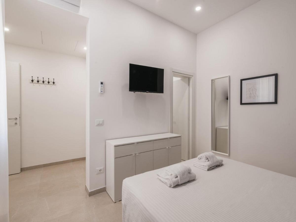 The Best Rent - Two-Bedroom Apartment Close To San Pietro Rome Bagian luar foto
